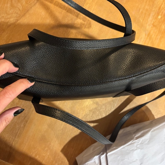 Monorow Sara Black Leather East West Shoulder Bag - Picture 3 of 14